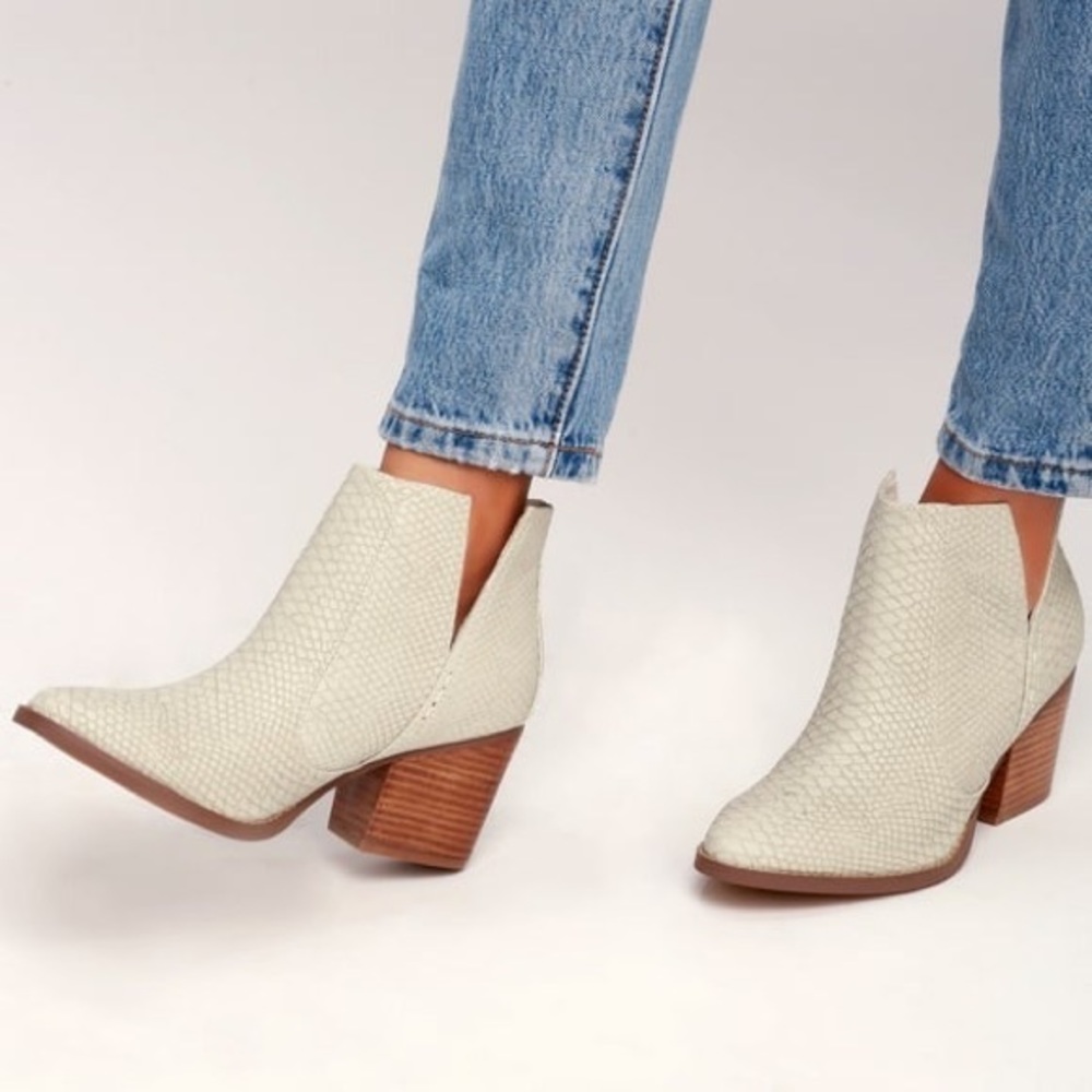 Not Rated Tarim Snakeskin cream Bootie Ankle Boot